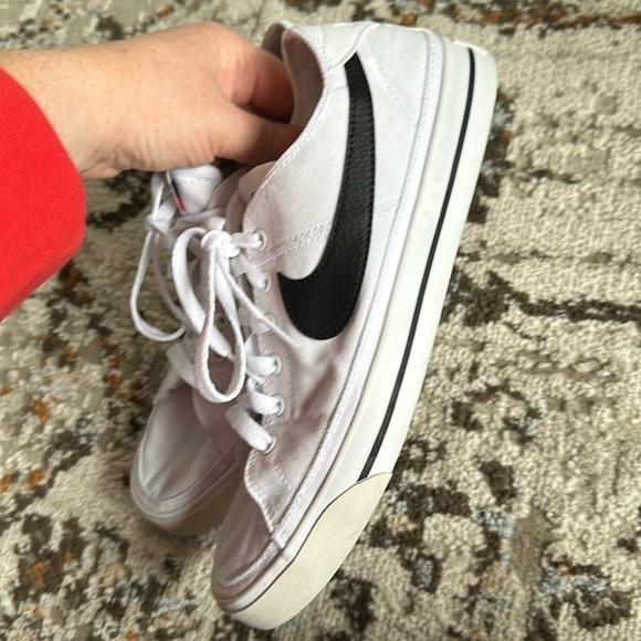 NIKE Court Legacy Sneaker WHITE men's sneakers size US 7.5 - Picture 1 of 12